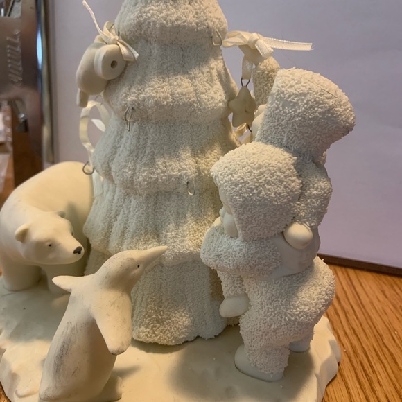 Dept 56 Snowbabies "LIFT ME HIGHER, I CAN'T REACH" - Picture 4 of 8